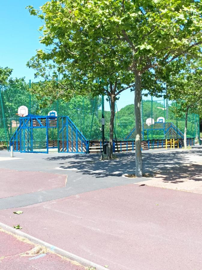 Lara 3 - T2 Loggia Piscine 2 Lits Doubles Parking Pres Du Centre-Port Et Ile Loisirs Apartment Agde Exterior photo